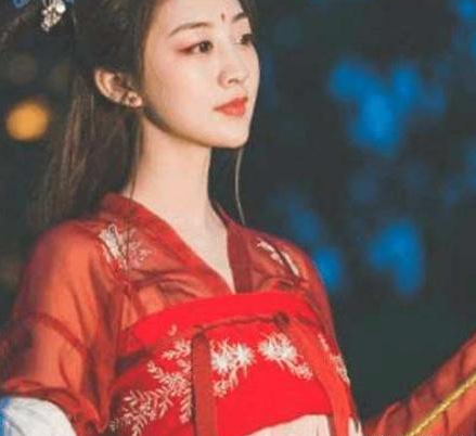 古人的衣服为什么会那么长 不是什么人都穿的起长的衣服的