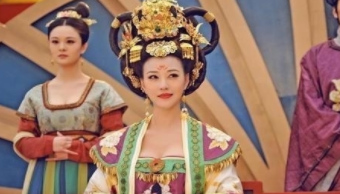 杨妃本是李元吉的妻子，为何后来嫁给了李世民呢？