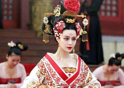 武则天当初是一个猫痴 武则天后来为什么会怕猫了
