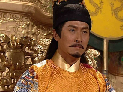 朱元璋只是剥了一个橘子给儿子 儿子为什么会跪地求饶,求放过