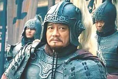 袁术真正的致命伤是什么？什么才是他最大的病根？