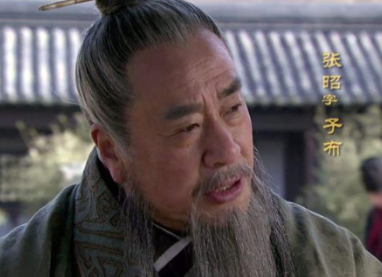 为什么在孙权眼中，张昭一直是东吴名副其实的顶梁柱？