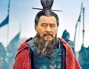 靠自己的雄才伟略成长起来的曹操，为什么会被后人诟病？