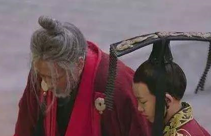 盘点历史上最能隐忍的三个人，司马懿上榜其余两人是谁？