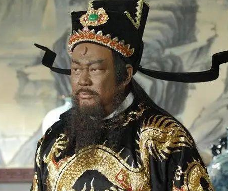 所谓不孝有三,无后为大 最后为包拯传宗接代的为何是一个丫环