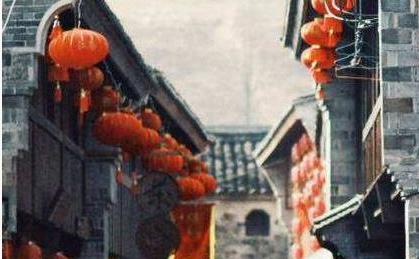 中国最值得去的八个古镇分别在哪里？为什么是最值得去的？