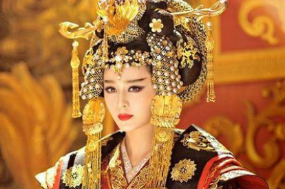 武则天为什么要设立控鹅监？原因是什么