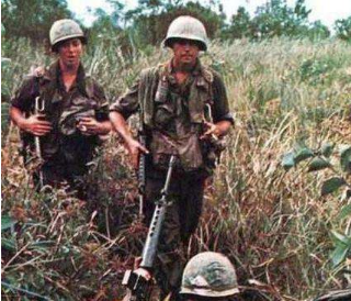 越战老兵谈中越战争里中国军队真实的“狠”！