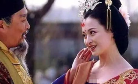 唐朝以胖为美,那胖到什么程度才是美人?看杨贵妃的体重就明白了。