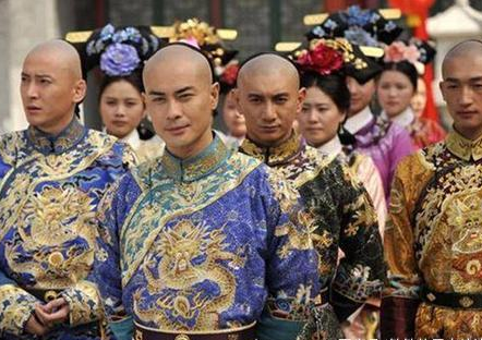 康熙为什么会传位给雍正 康熙是怎么对太子胤礽失望的