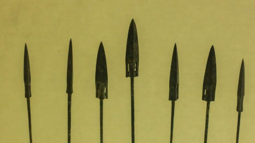 古代打仗用弓箭的多吗？为何不用毒箭呢？