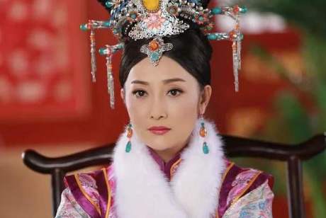 哲哲大福晋在清朝的地位怎么样？哲哲大福晋的三个女儿是谁？