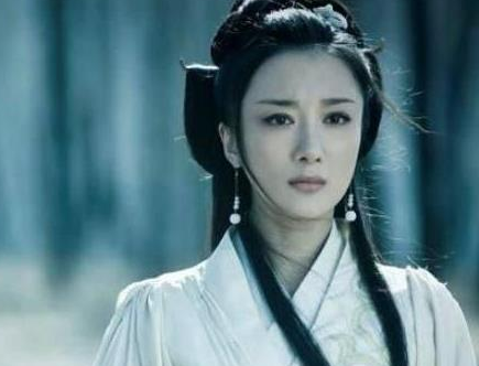 曹操好不容易将蔡文姬从匈奴手中赎回 最后为什么却拱手相送他人