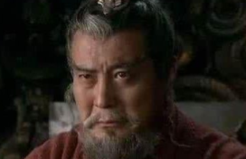 袁绍手里这么多“好牌”，到底是怎么被自己打烂的？