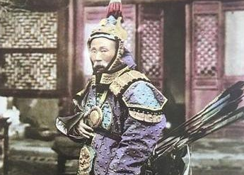 陈万春是怎么当上二品大员的？真相是什么
