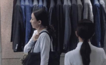 《三十而已》王曼妮不是只拜金，她更多的是不愿将就