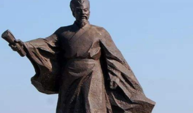 曾巩是入选唐宋八大家之一 为什么在课本上的存在感那么低呢