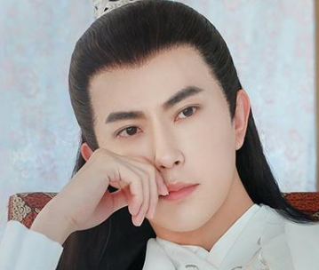 《明月曾照江东寒》是什么剧？于朦胧搭档女主又飒又美