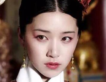 咸丰众妃之首的妃子是谁？连慈禧都不敢动她