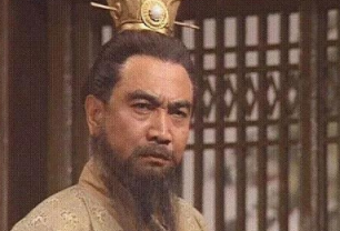 曹操对历史有何贡献？鲁迅评价曹操“”“至少是一个英雄”！