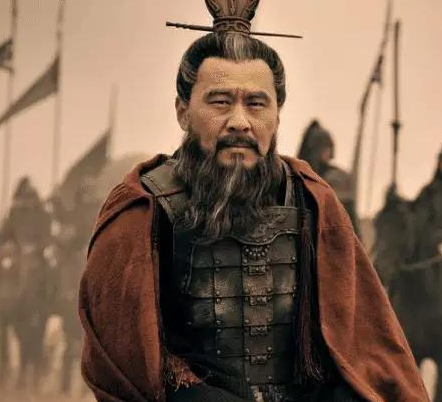 曹操起兵时亲戚都带着兵过来 曹操的亲戚为什么都那么有实力