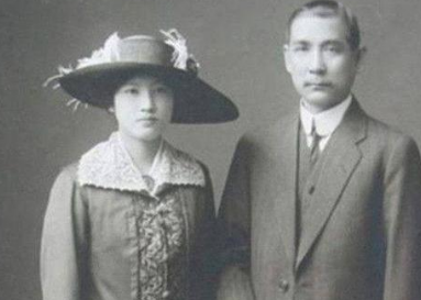宋氏三姐妹的珍藏照片，个个美貌绝伦