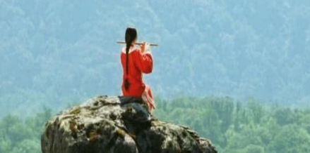 九难师太是什么下场？没出家没学武，死后肚里有五个月大孩子