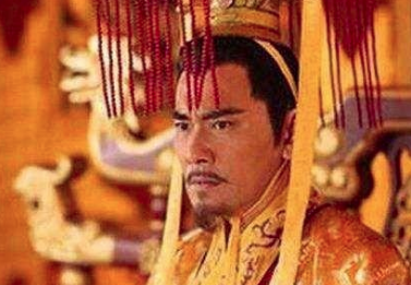 他背叛大唐称帝，一生都在背叛，最后也死于儿子背叛