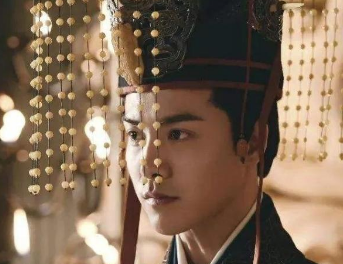 曹操为什么要嘛汉献帝“生于深宫之中，长于妇人之手”？真相是什么