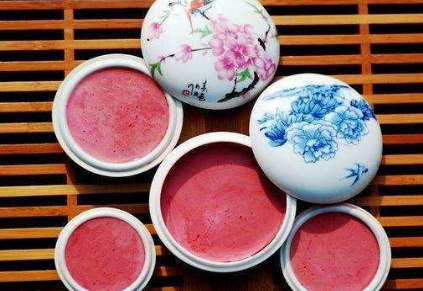 古代女子为化妆到底有多拼命 专门为变白吃砒霜