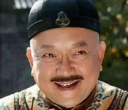 乾隆为什么对和珅如此的宠爱 看看野史中是怎么记载的就知道了