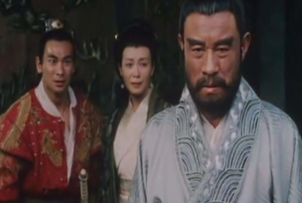 郑芝龙是从一个小商人一跃成为“东亚海贼王”的？