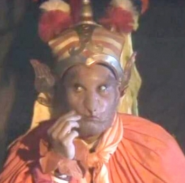 黄风怪吹起王母裙子后，王母娘娘为什么没有责怪他？