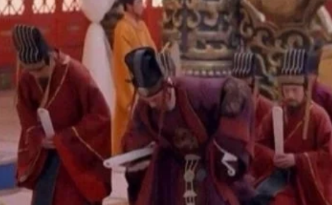 古代大臣上朝到底是什么样的 半夜就得起来去上朝了