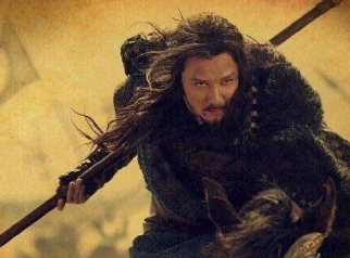 入关中后的项羽，为什么会定居在彭城？原因是什么