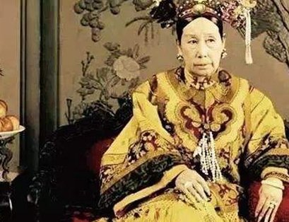 慈禧坐火车的时定了三个奇葩的规定 当时的司机都欲哭无泪