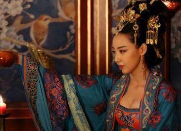 揭秘：为何女皇武则天退位不到一年就去世了？