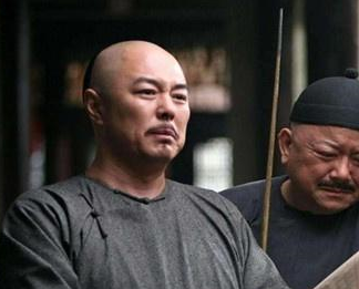 乾隆去世之后，清朝为什么就开始不堪一击了？