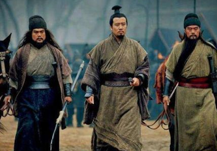 历史上关羽是如何斩杀颜良的 正史比演义还要可怕