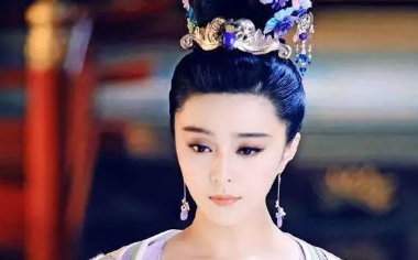 三重身份让礼部头疼，武则天最后是怎么下葬的？