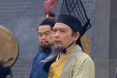 刘表是荆州地方长官，诸葛亮为何不选择投靠他？
