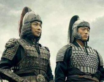 郑成功母亲死后，他是怎么安置的？为何要将其开膛破肚，掏出内脏？