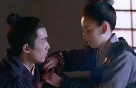 《上古密约》百里鸿烁喜欢谁？最后和谁在一起了？