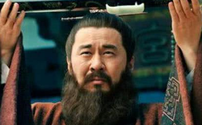 被吕布刀剑相逼而不为所动，袁涣最后怎么样了？