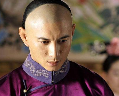 雍正为什么要所有人都善待果亲王？真相是什么