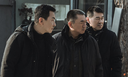 《三叉戟》警局的内鬼是谁？最后揪出来了吗