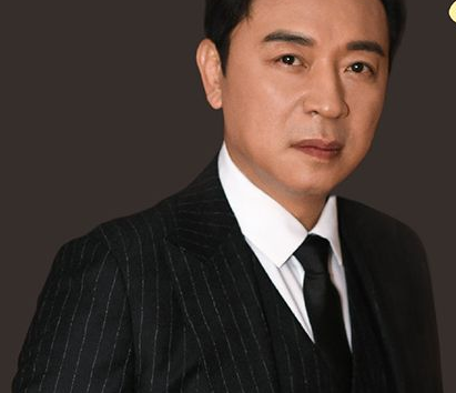 《以家人之名》凌和平的身份是什么 饰演凌和平的人是谁