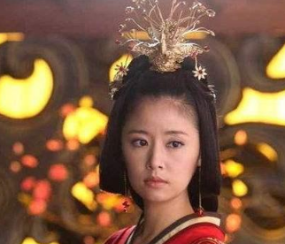 窦太后为什么没有选择垂帘听政？原因是什么