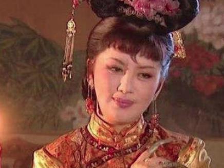 赫舍里氏：11岁便成为大清皇后，为康熙生下两位皇子