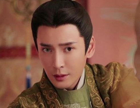 《锦衣之下》严世蕃在剧中是个怎样的人？